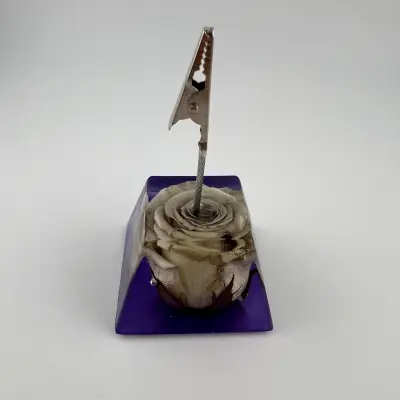 Stojánek na fotku, pryskyřice, růže, fialová