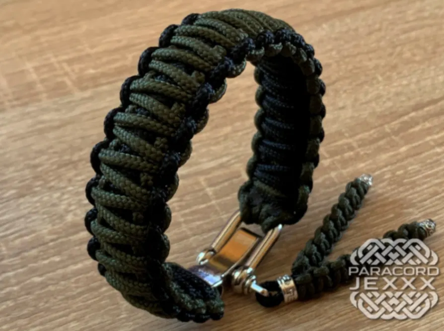 Paracord náramek (20,5 cm) black - oliv 3